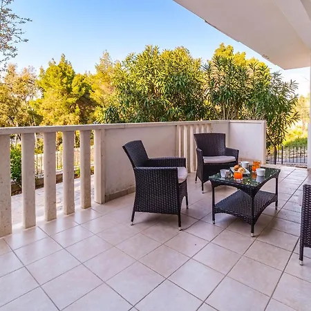 Appartamento Elmira - Charme Holidays Sutivan
